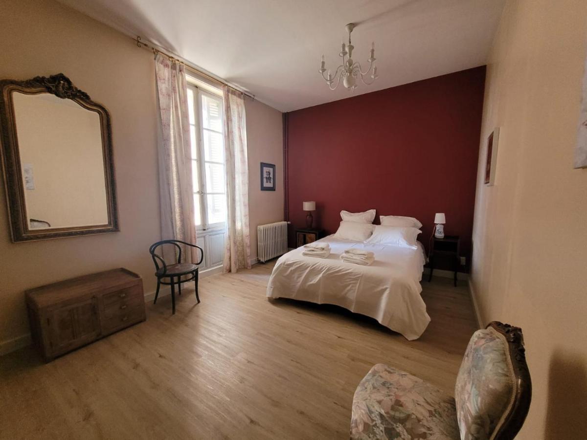 Bed and Breakfast Domaine De Pladuc Lachaise Pokój zdjęcie