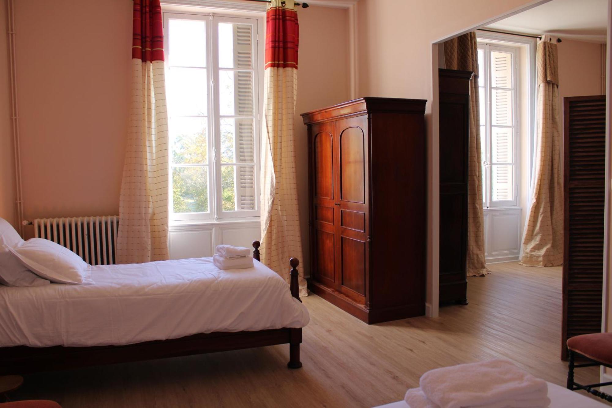 Bed and Breakfast Domaine De Pladuc Lachaise Zewnętrze zdjęcie